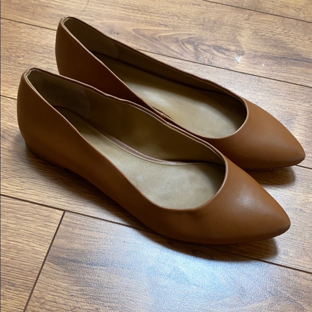 Gently Worn Brown Leather Ballet Flats